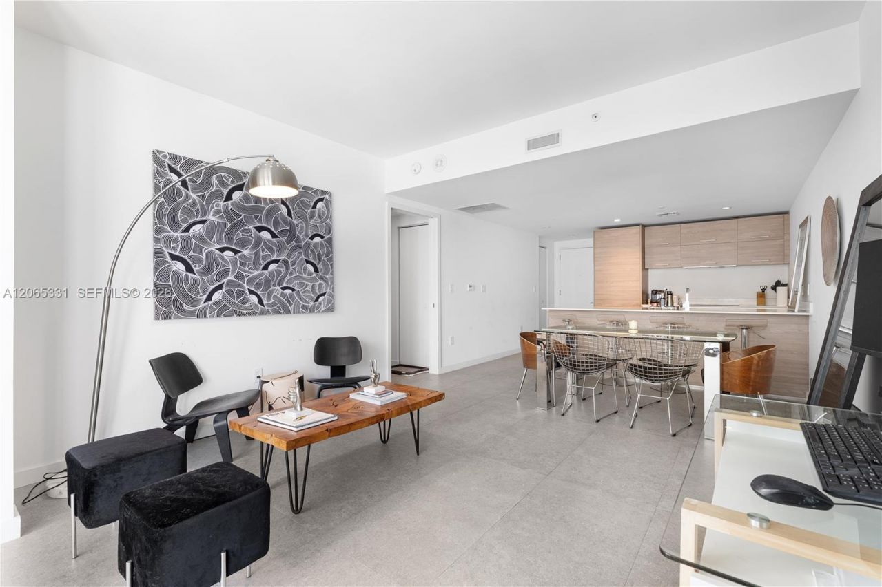 1300 S Miami Ave , Unit 2411, Miami, FL 33130 Photo