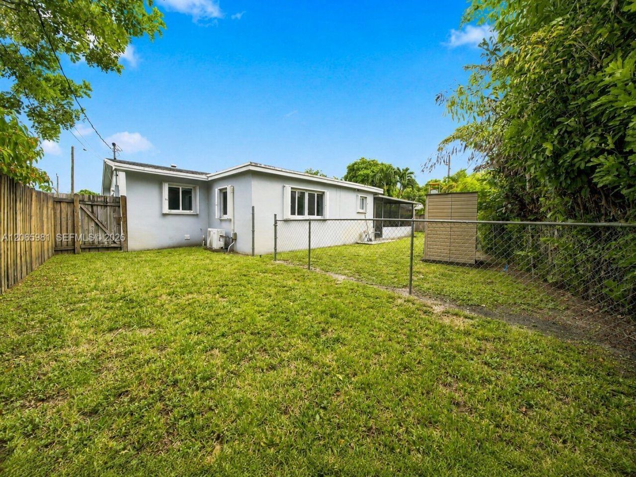 6414 SW 7th St, Pembroke Pines, FL 33023 Photo