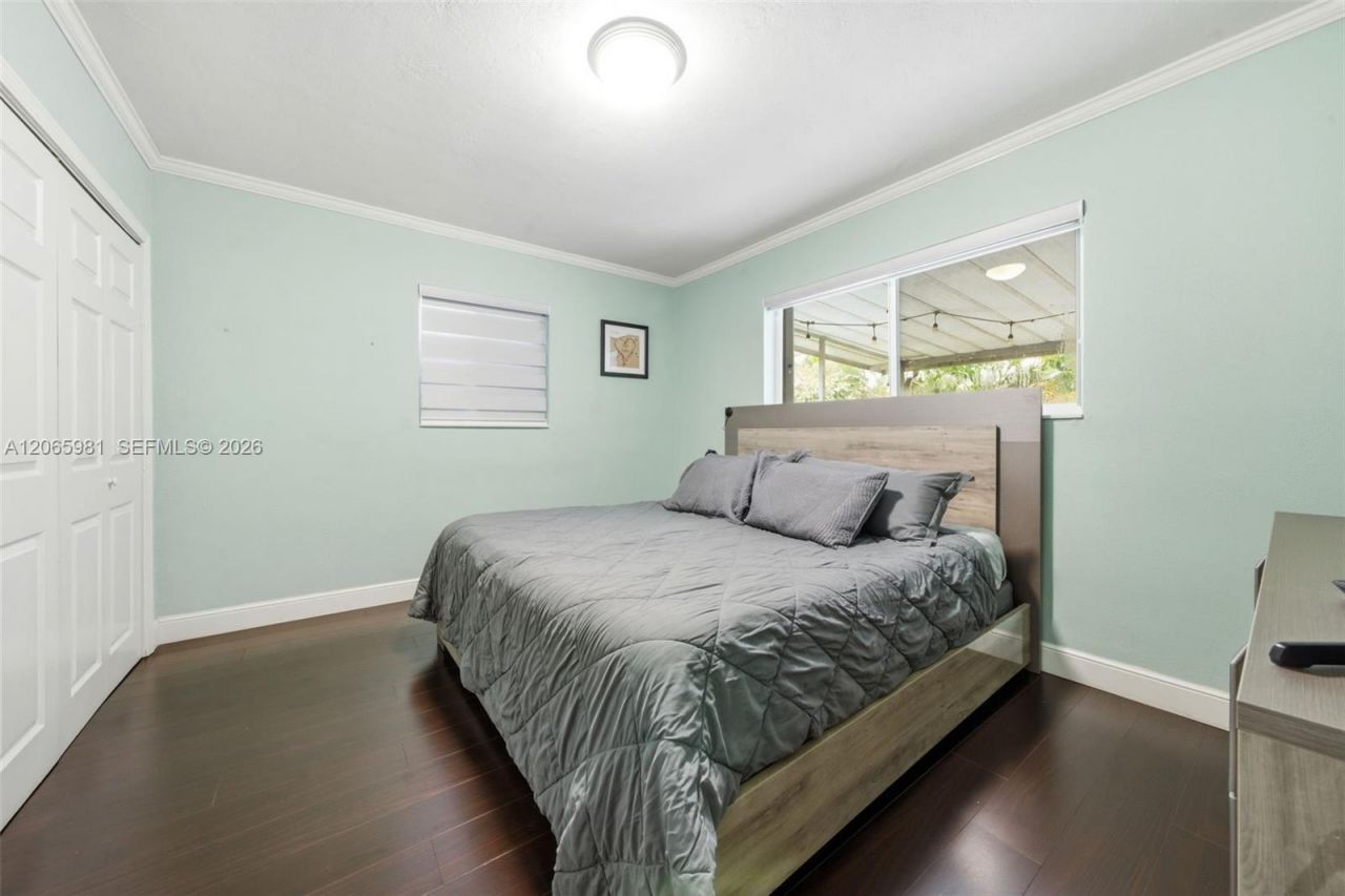 6414 SW 7th St, Pembroke Pines, FL 33023 Photo