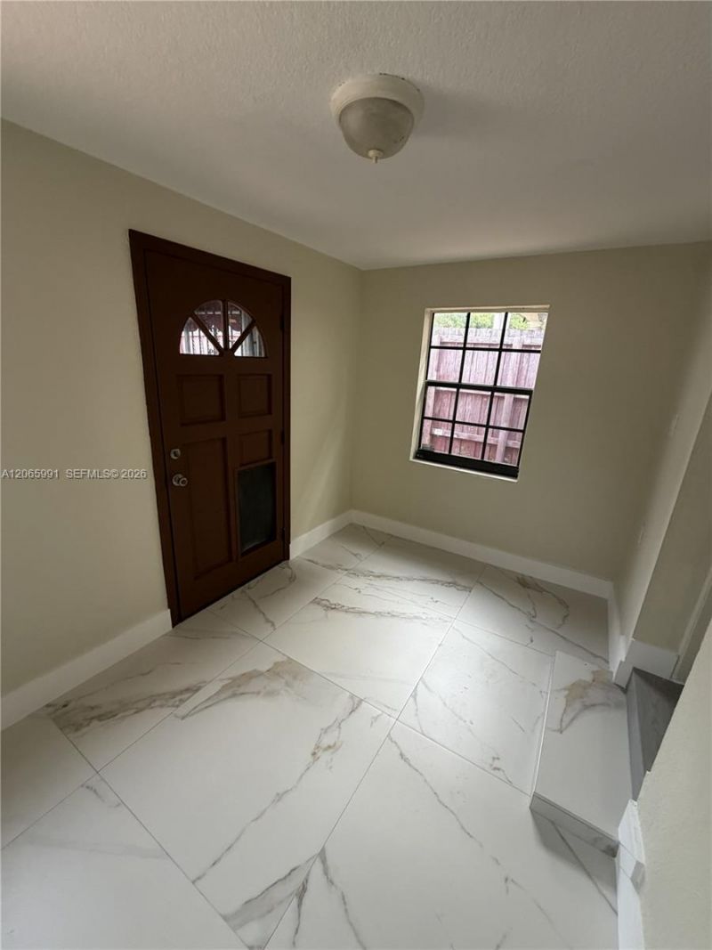2424 SW 21st Ter, Unit IN-LAW DET, Miami, FL 33145 Photo
