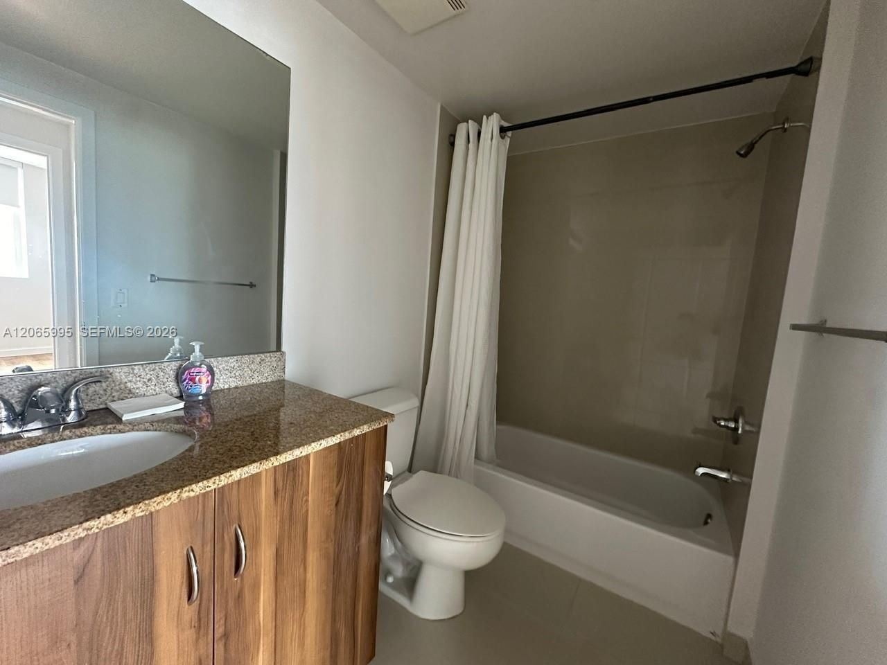 601 NE 23rd St, Unit PH02, Miami, FL 33137 Photo