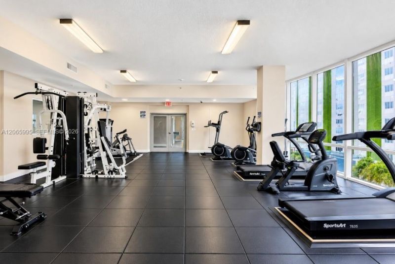 601 NE 23rd St, Unit PH02, Miami, FL 33137 Photo