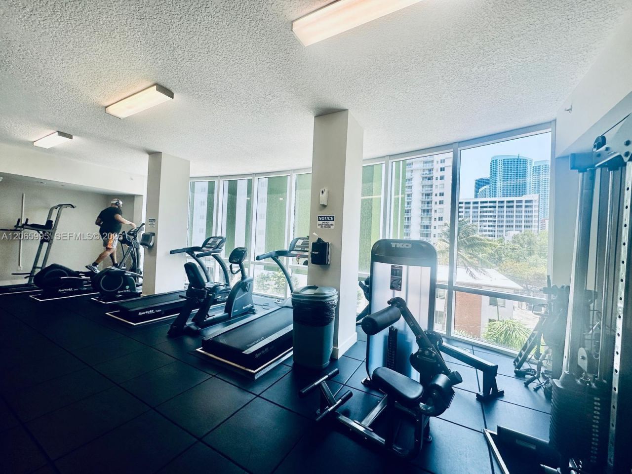 601 NE 23rd St, Unit PH02, Miami, FL 33137 Photo