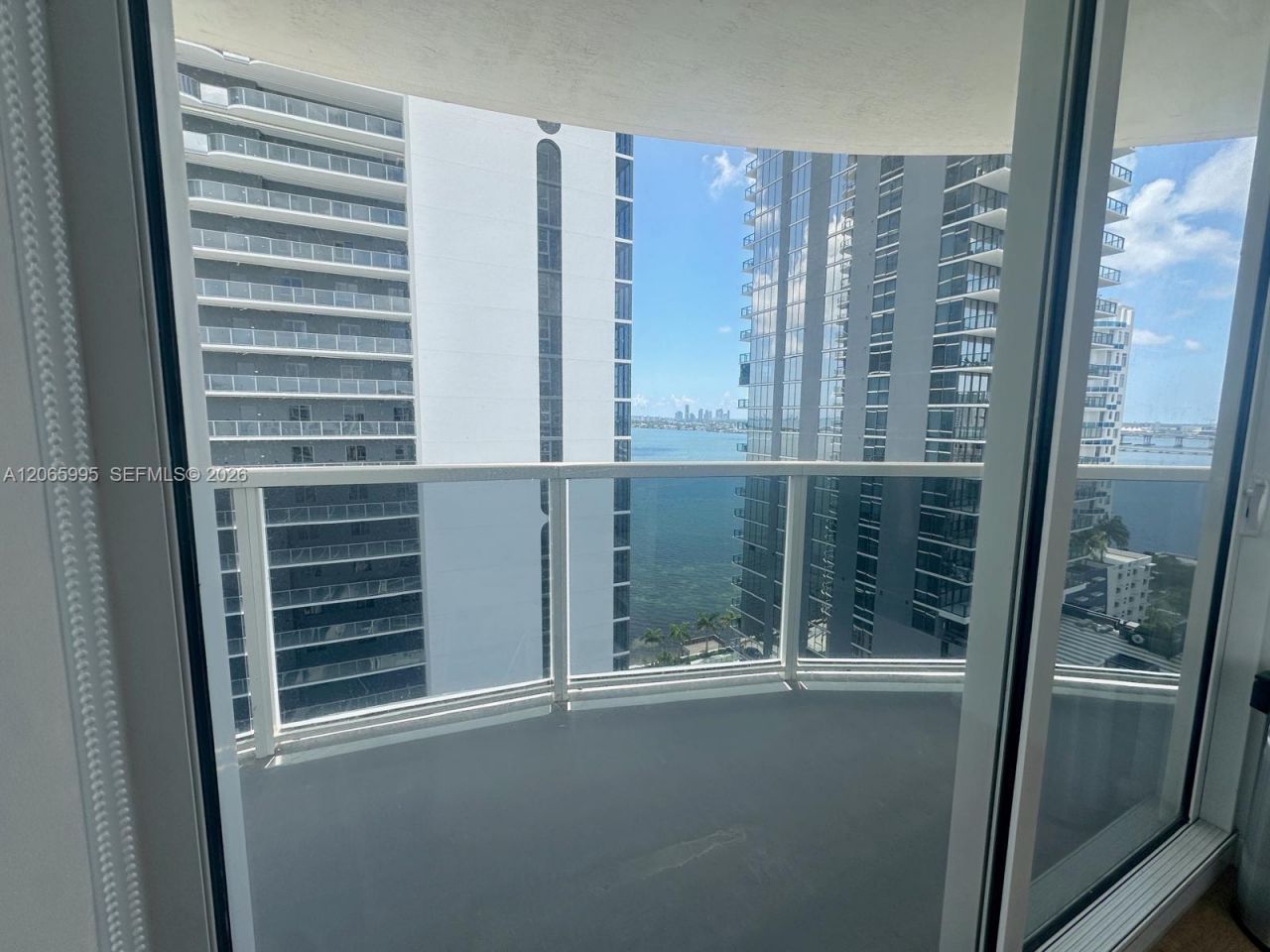 601 NE 23rd St, Unit PH02, Miami, FL 33137 Photo