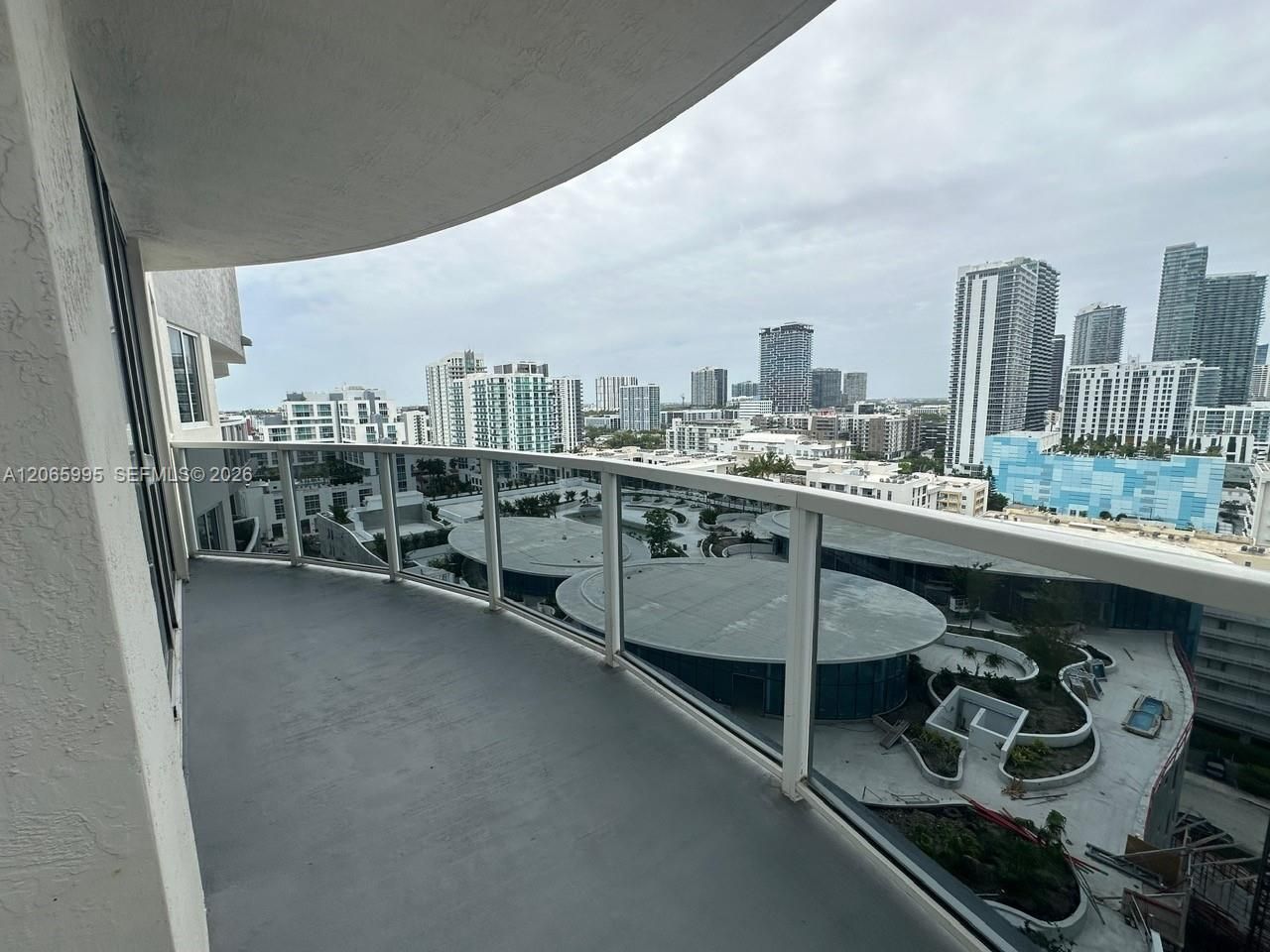 601 NE 23rd St, Unit PH02, Miami, FL 33137 Photo