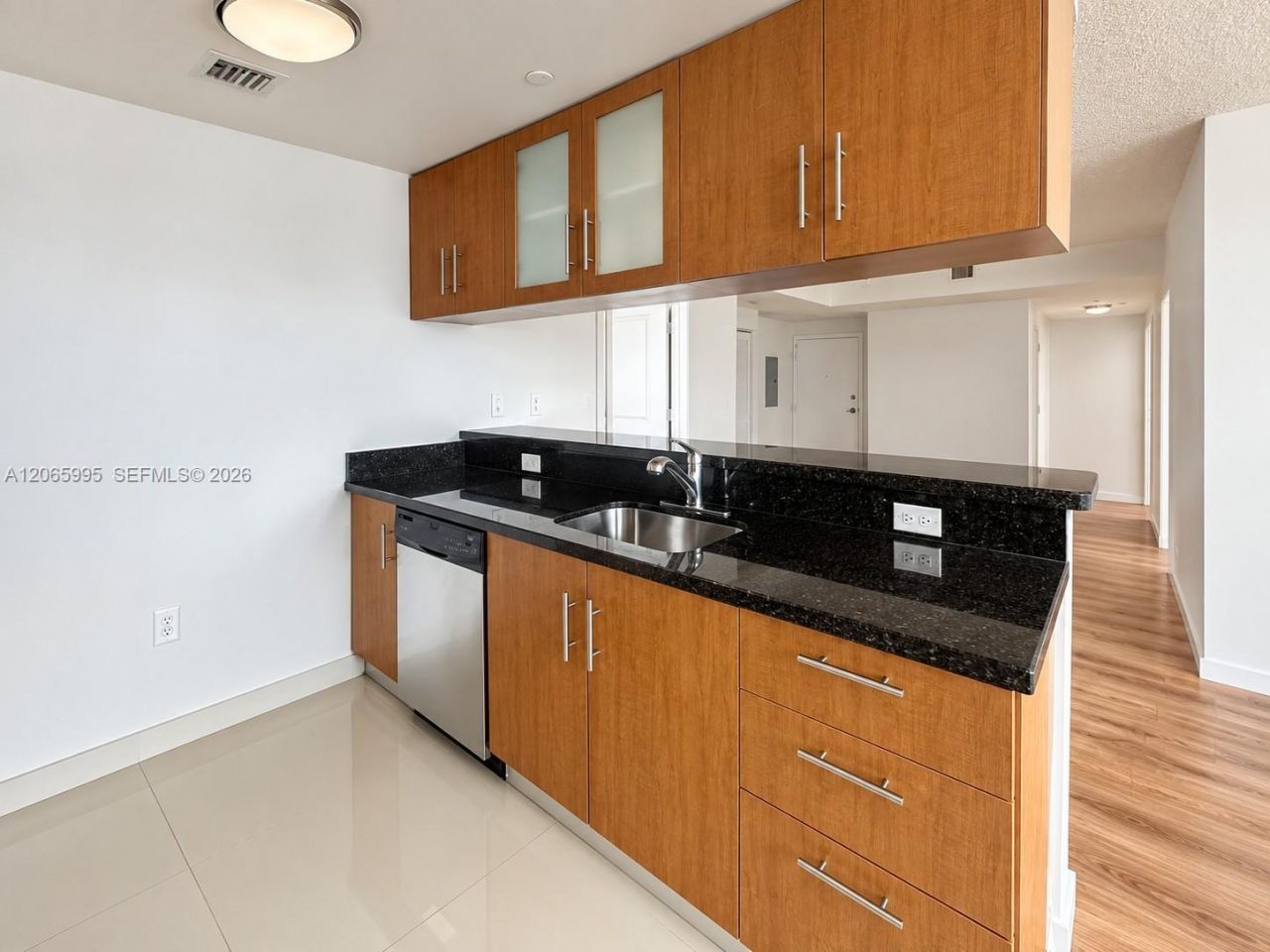 601 NE 23rd St, Unit PH02, Miami, FL 33137 Photo