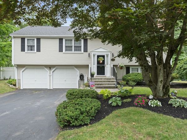 119 Hall Dr, Norwell, MA 02061