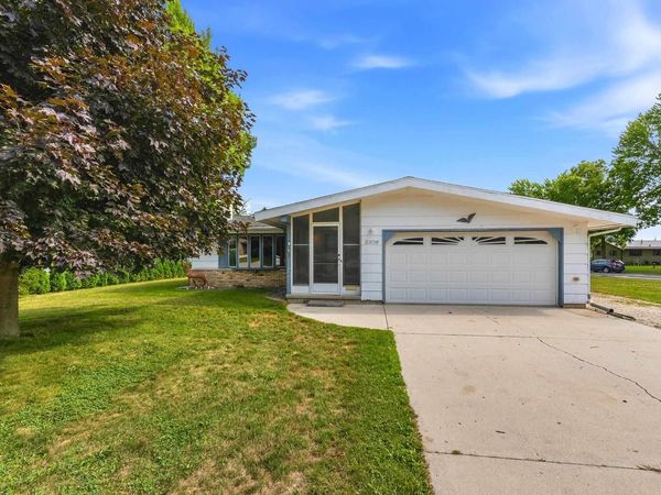 2309 MARY AVENUE, New Holstein, WI 53061