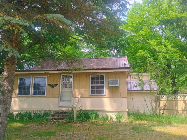 18222 US-10, Hersey, MI 49639