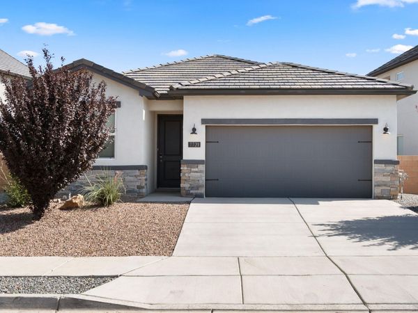 7721 Majesty Court NW Court NW, Albuquerque, NM 87107