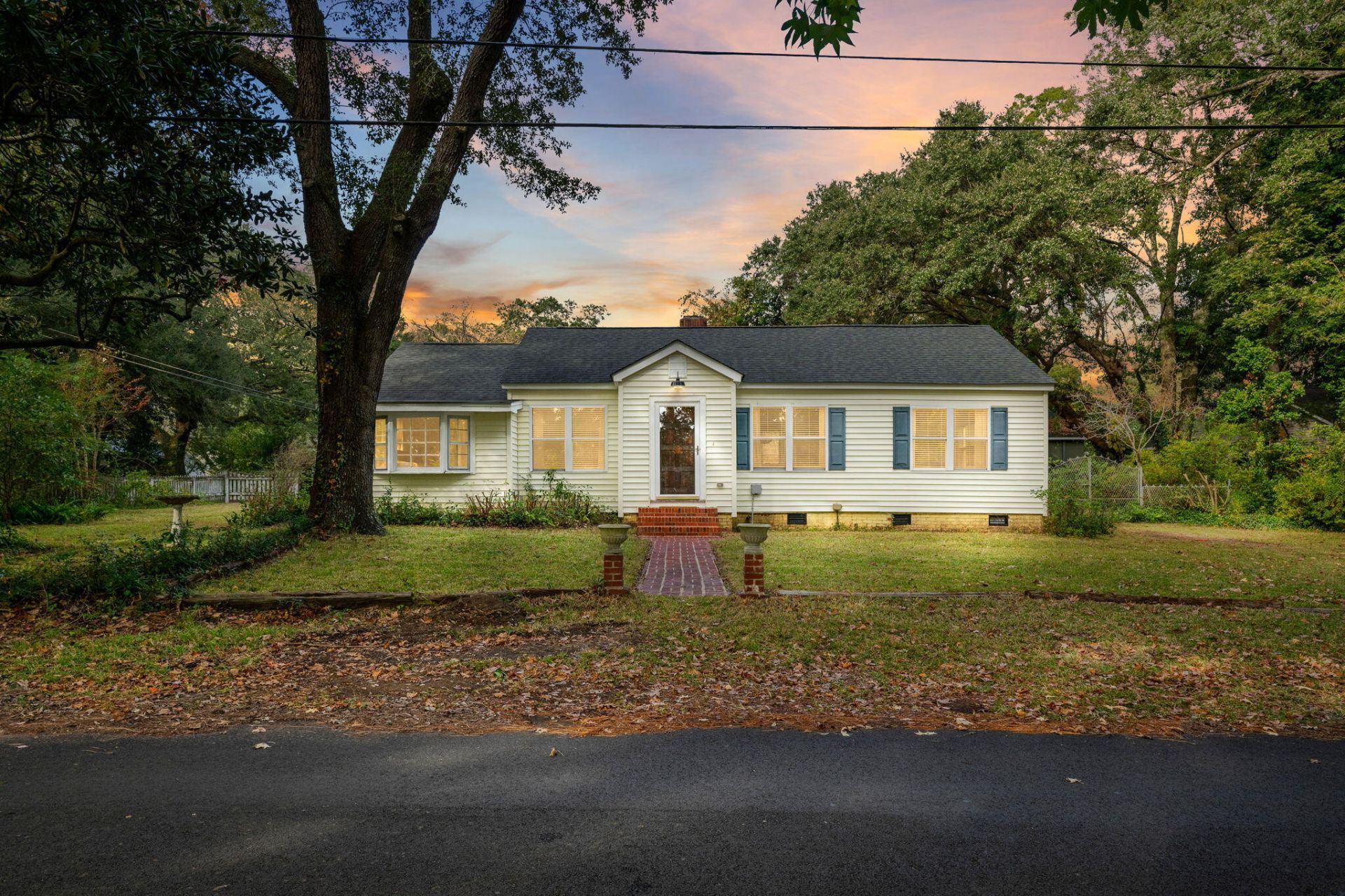 2128 Golfview Drive Photo 1