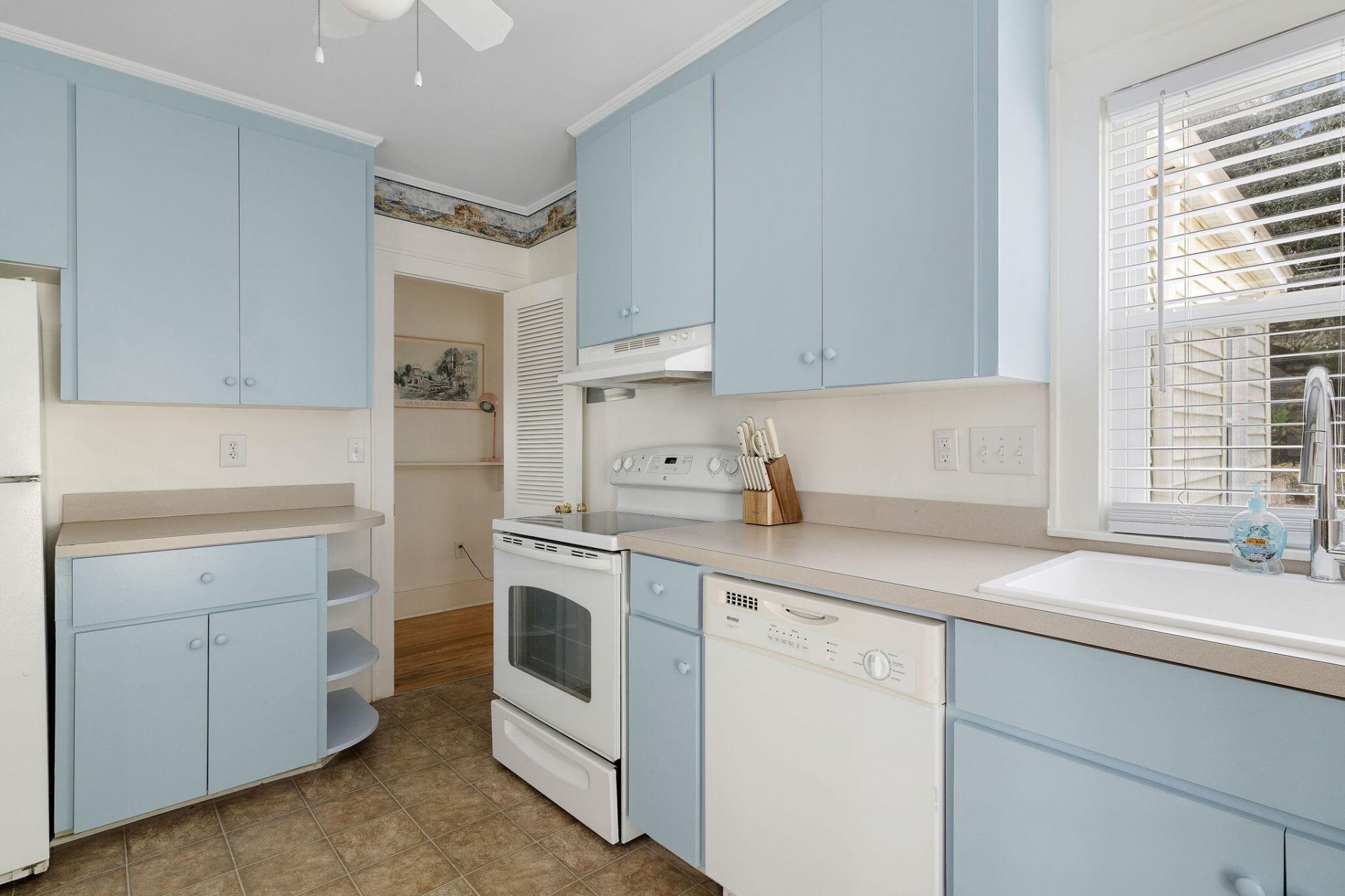 2128 Golfview Drive Photo 4