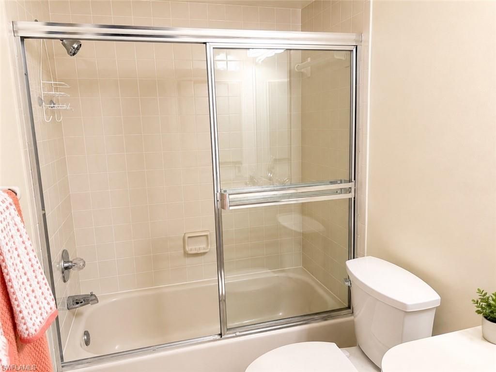 11300 Caravel Cir, Unit 203, Fort Myers, FL 33908 Photo