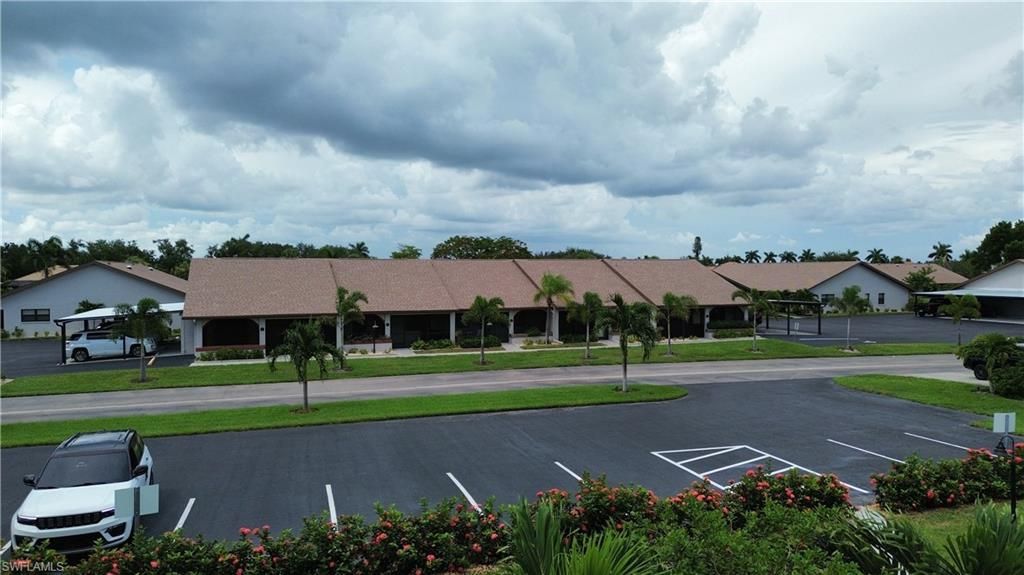 11300 Caravel Cir, Unit 203, Fort Myers, FL 33908 Photo