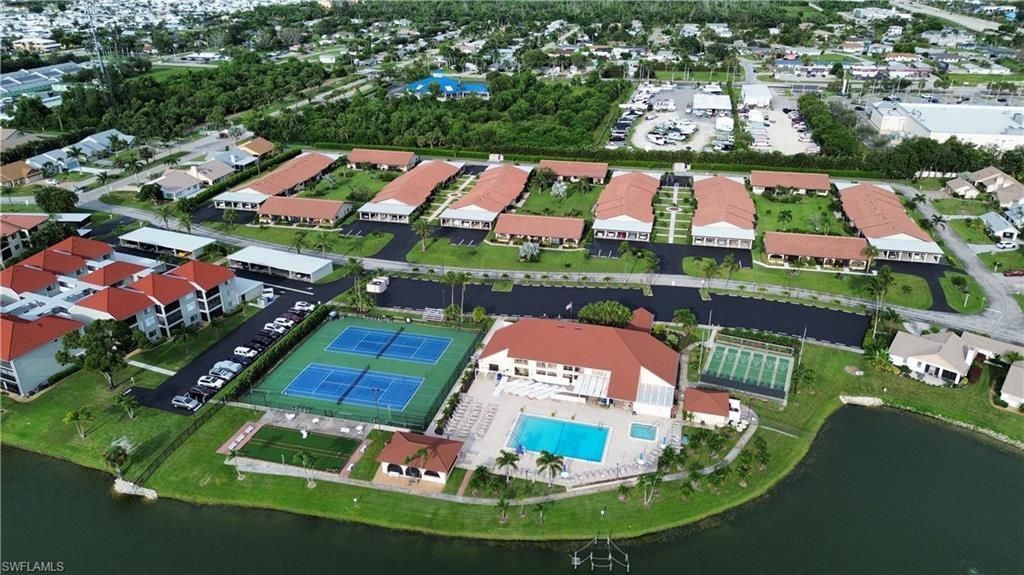11300 Caravel Cir, Unit 203, Fort Myers, FL 33908 Photo
