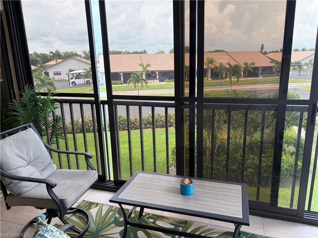 11300 Caravel Cir, Unit 203, Fort Myers, FL 33908 Photo