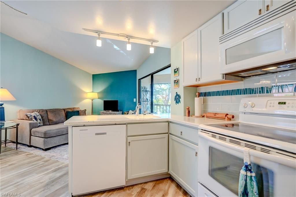 9623 Eaton Gardens Ln , Unit 201, Fort Myers, FL 33919 Photo