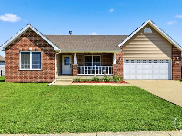 645 School Drive , Bourbonnais, IL 60914