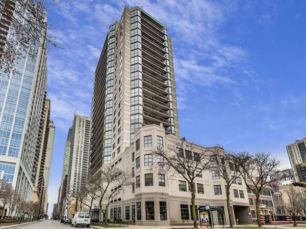 33 W DELAWARE Place , Unit 13A, Chicago, IL 60610
