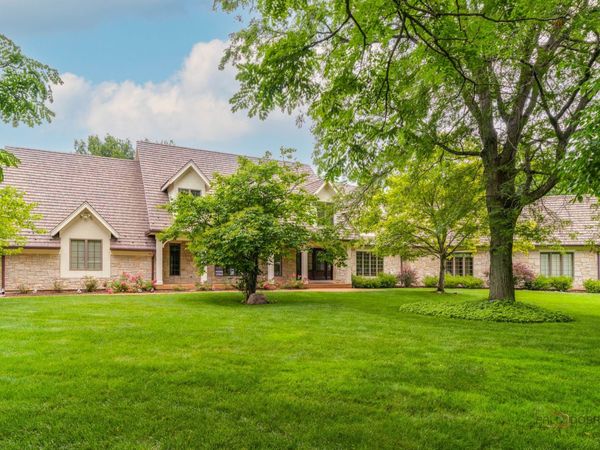 222 W Old Mill Road , Lake Forest, IL 60045