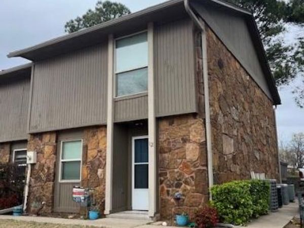 7012 Lakeshore Drive, Eufaula, OK 74432