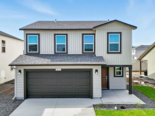 1018 E L St, Deer Park, WA 99006