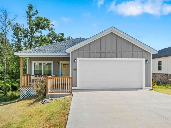 920 Snyder Springs Loop , Watts, OK 74964