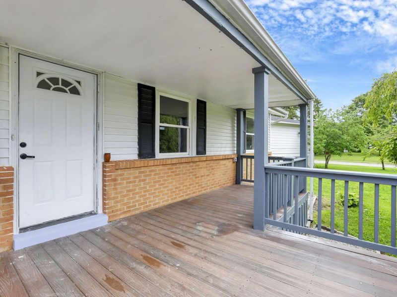 1370 Fowler Drive, Columbus, OH 43224 Photo 8