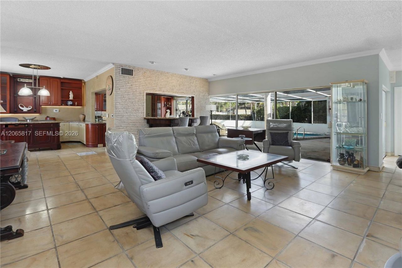 910 N 14th Ct , Hollywood, FL 33020 Photo