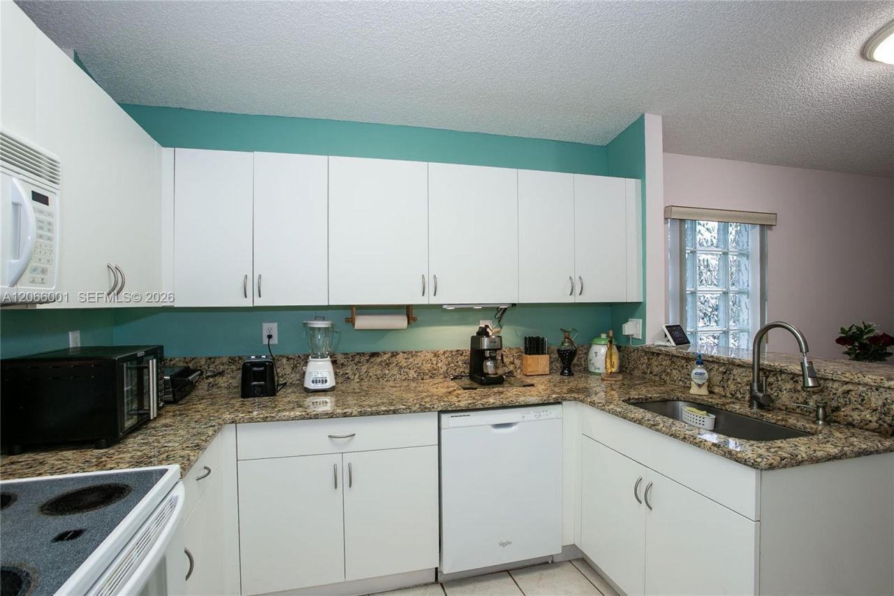474 SW 205th Ave, Pembroke Pines, FL 33029 Photo