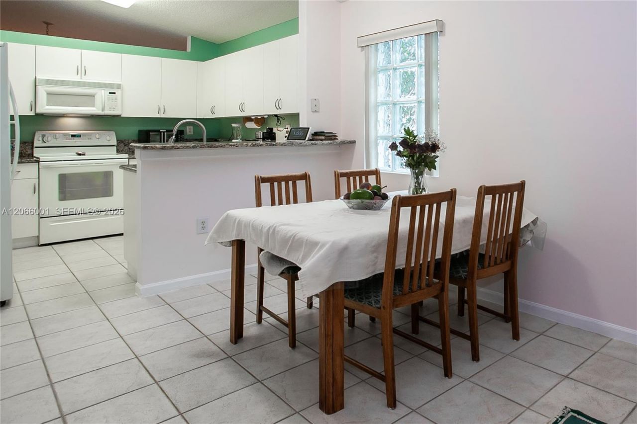 474 SW 205th Ave, Pembroke Pines, FL 33029 Photo