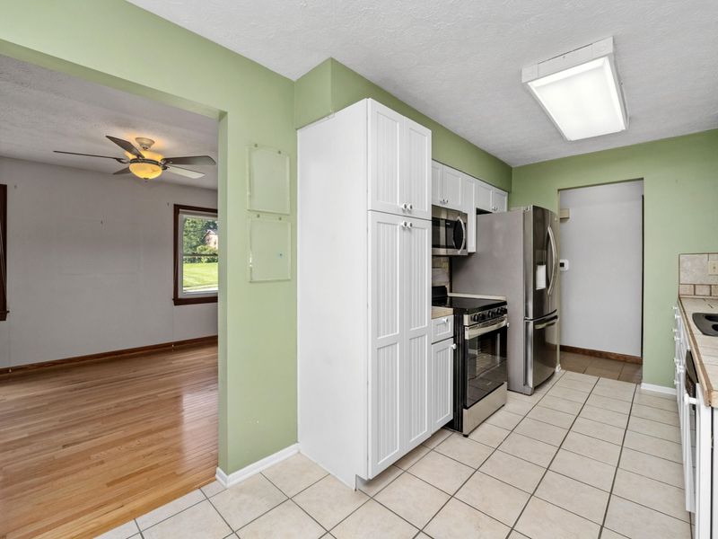 1129 Cayton Road, Florence, KY 41042 Photo 3