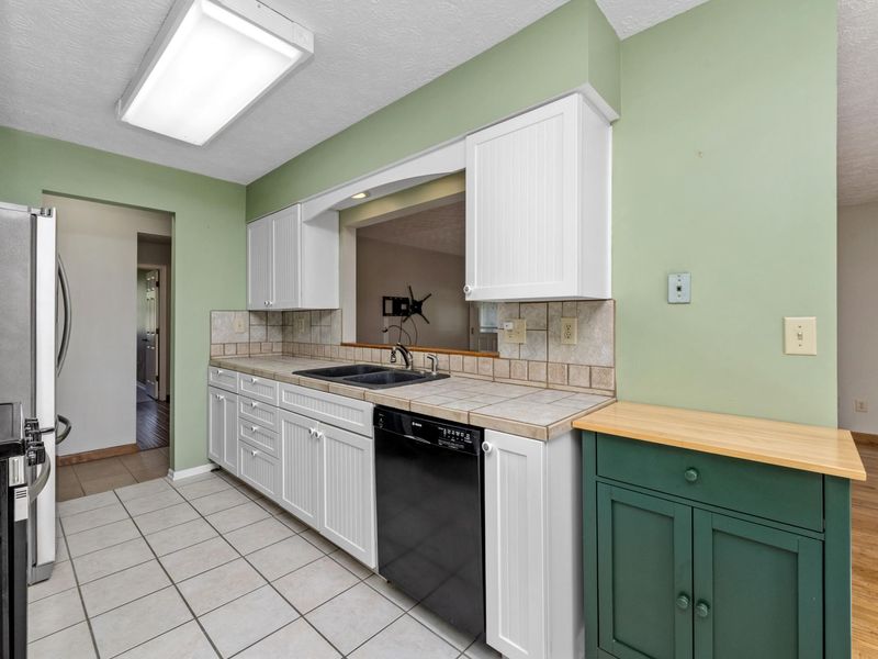 1129 Cayton Road, Florence, KY 41042 Photo 9
