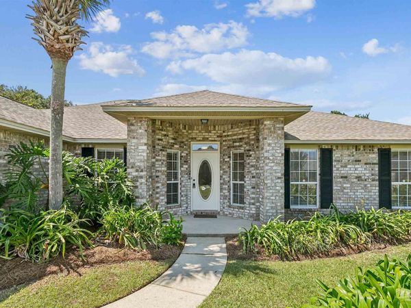 5397 Keel Dr, Pensacola, FL 32507