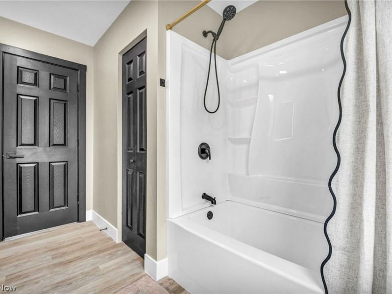 3759 Herr Fieldhouse Road, Southington, OH 44470 Photo 25