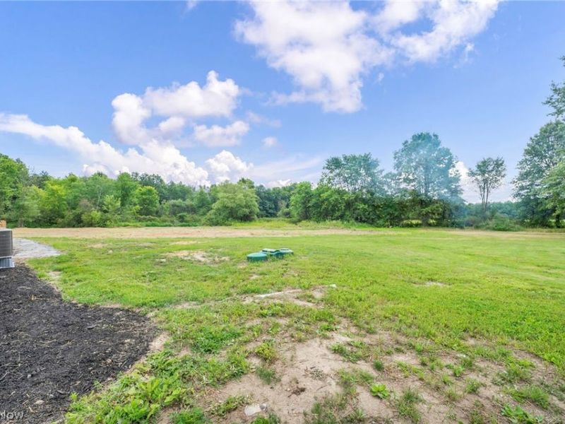 3759 Herr Fieldhouse Road, Southington, OH 44470 Photo 30