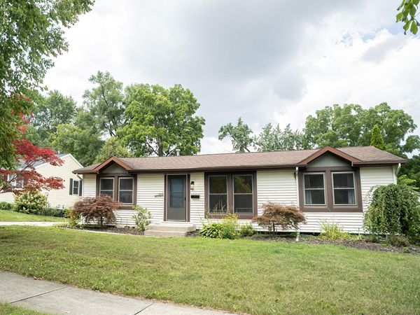 1525 Lenox Road SE, Grand Rapids, MI 49506