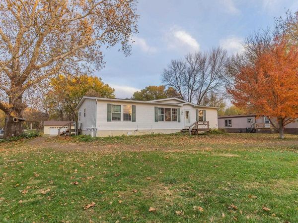 303 S 3rd St., Homer, NE 68030