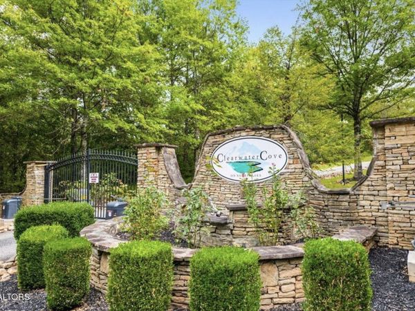 Lot 44 Old Hearth, LaFollette, TN 37766