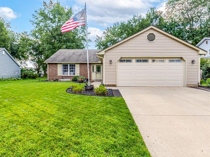 7847 Lockport Boulevard, Centerville, OH 45459 Photo 1