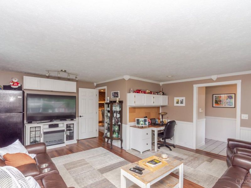 7847 Lockport Boulevard, Centerville, OH 45459 Photo 11