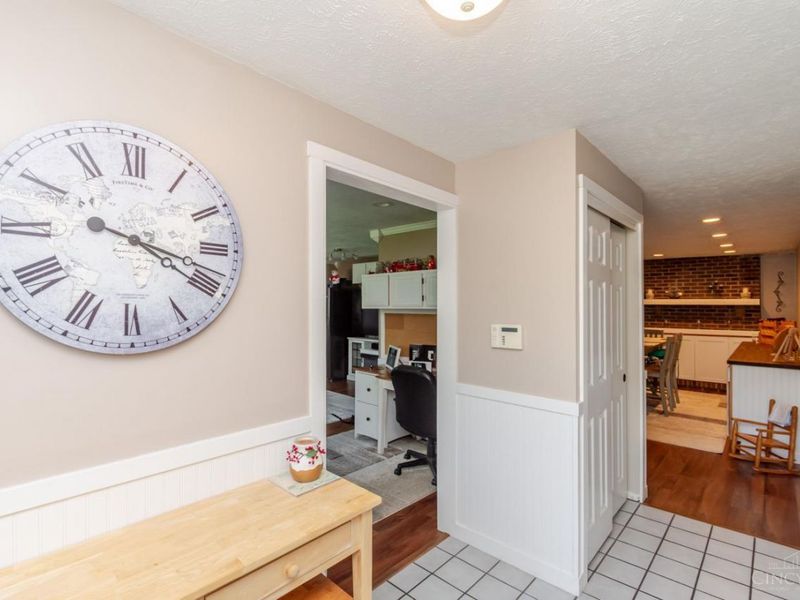 7847 Lockport Boulevard, Centerville, OH 45459 Photo 4