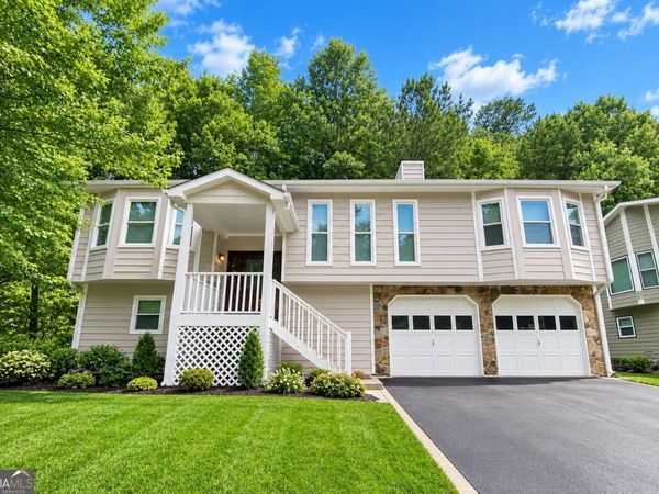 1326 Williamsburg Lane, Norcross, GA 30093