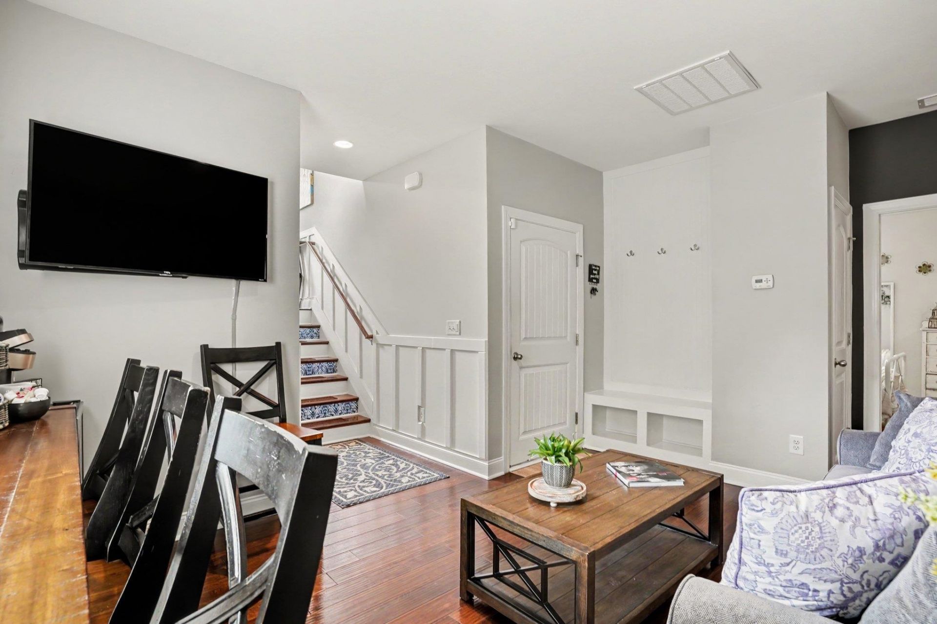 6 Turnbridge Ct. Photo 24