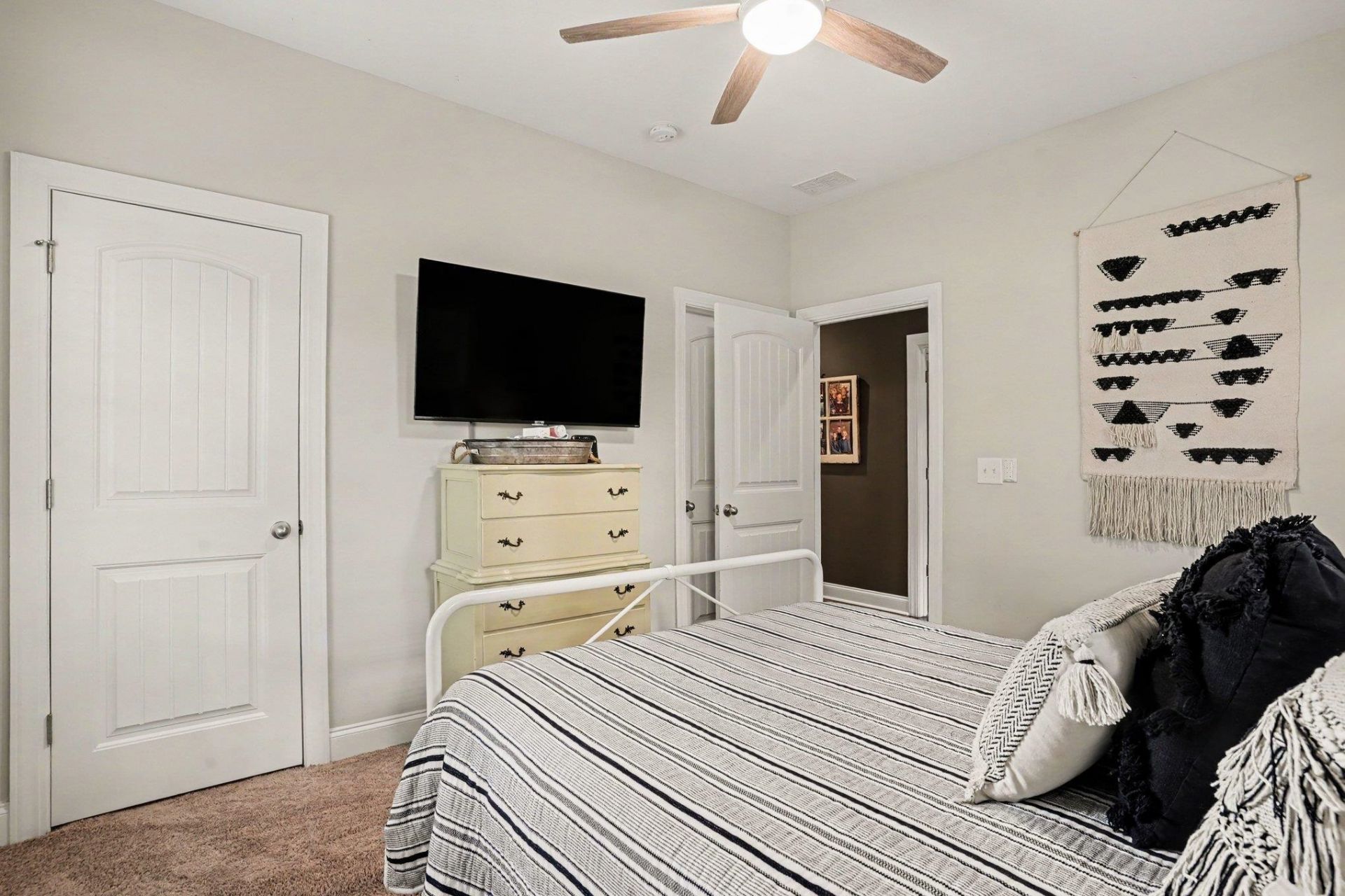 6 Turnbridge Ct. Photo 31
