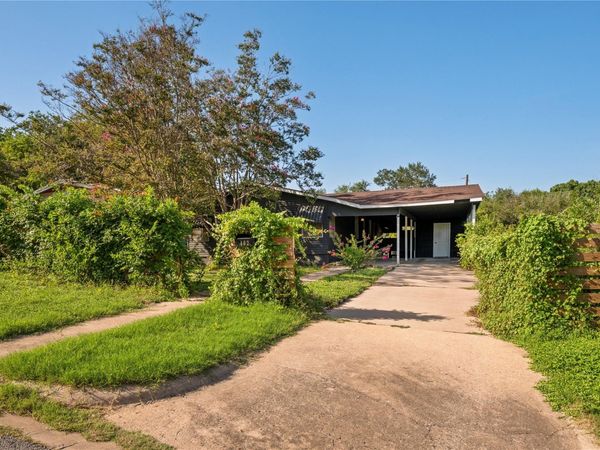 402 Philco DR, Austin, TX 78745