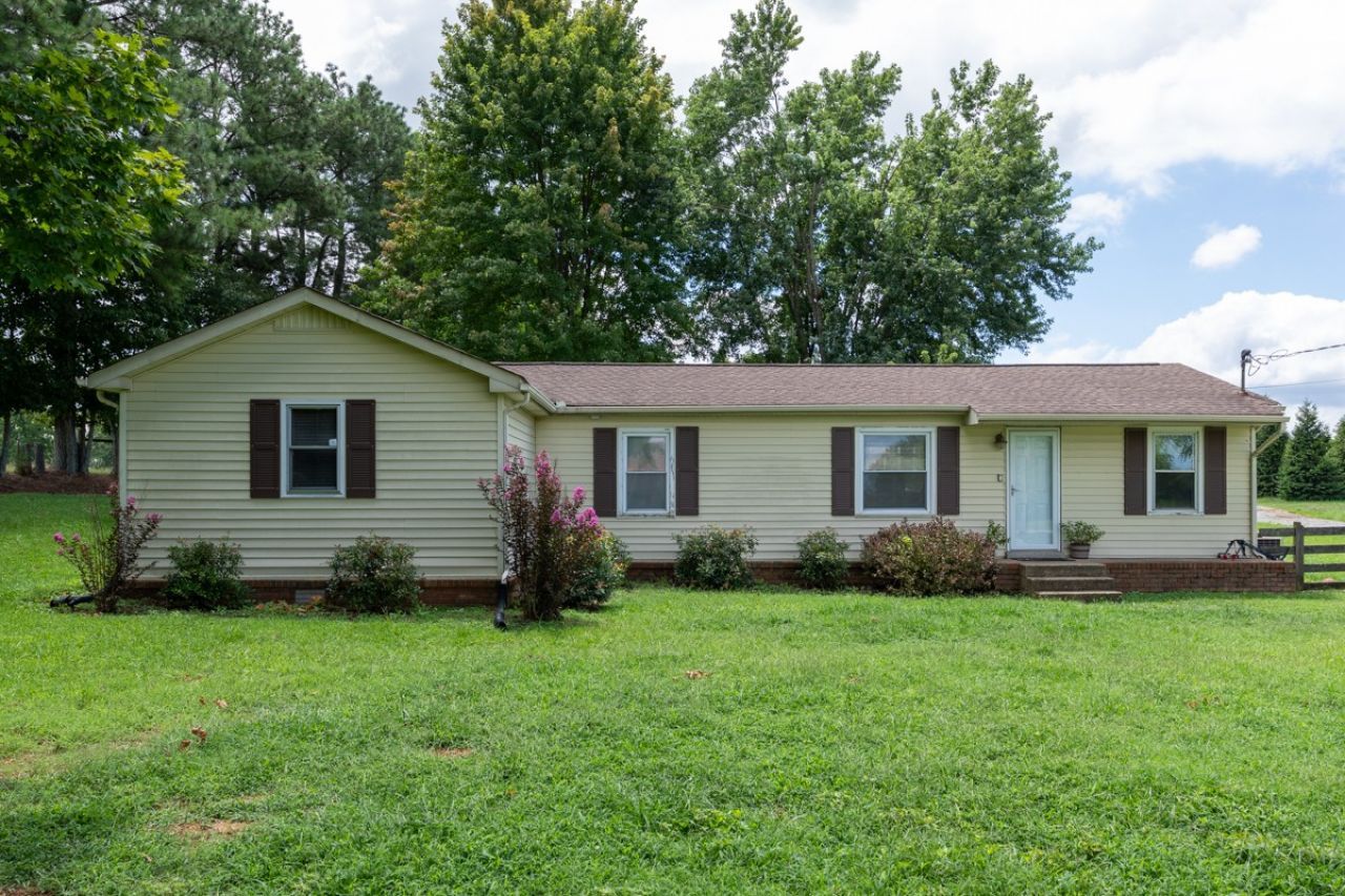 4475 Highway 76, Cottontown, TN 37048 Main Photo