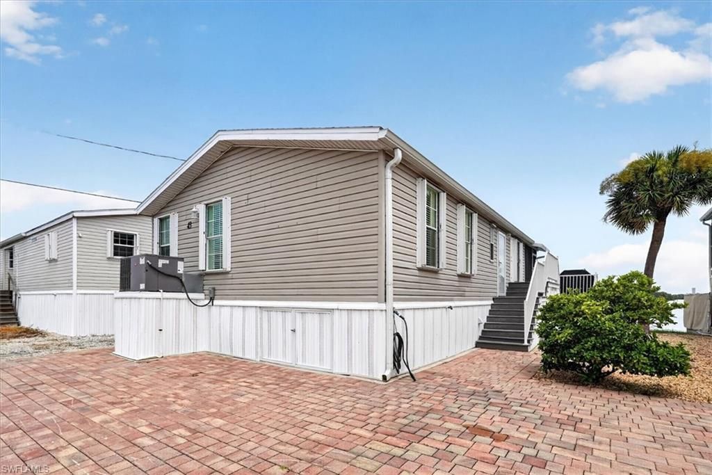 43 Emily Ln, Fort Myers Beach, FL 33931 Photo