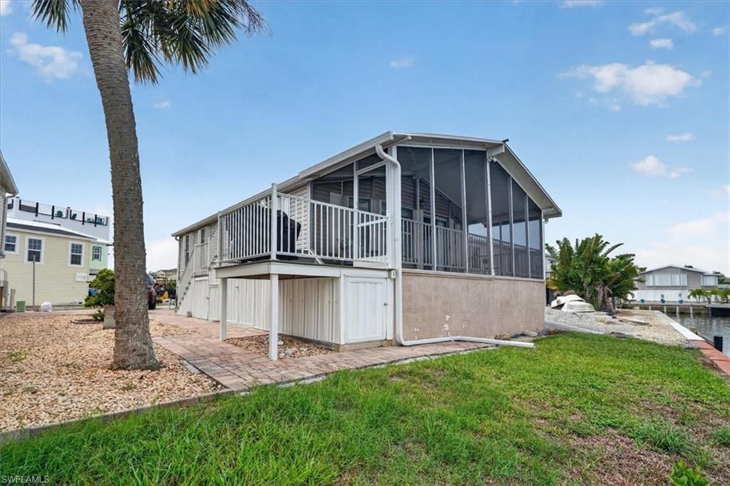 43 Emily Ln, Fort Myers Beach, FL 33931 Photo
