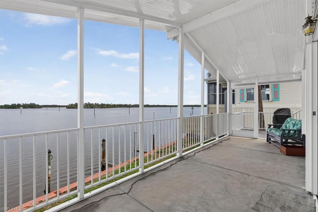 43 Emily Ln, Fort Myers Beach, FL 33931 Photo